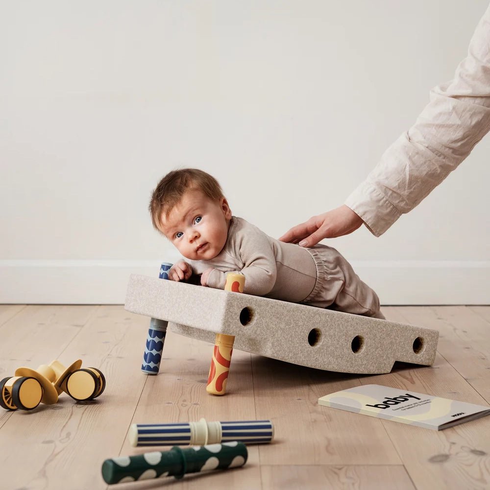 MODU Baby Aktivitets Sæt, 10 Dele - Sand Grey/Honey Yellow