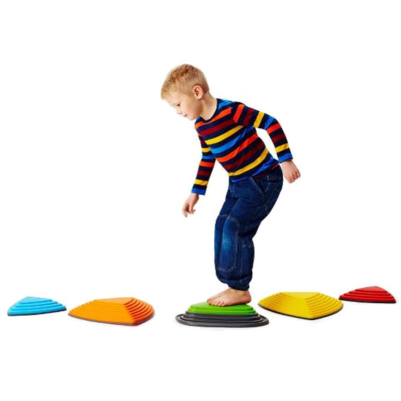 Gonge trædesten med bouncing sten