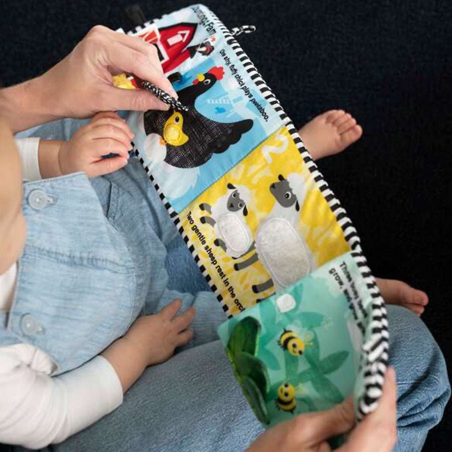 Baby Einstein Counting at the Farm™ Blød Aktivitetsbog