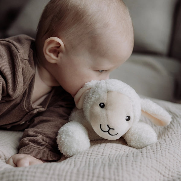 Rosie Genopladelig Hjertelydsbamse i Beige