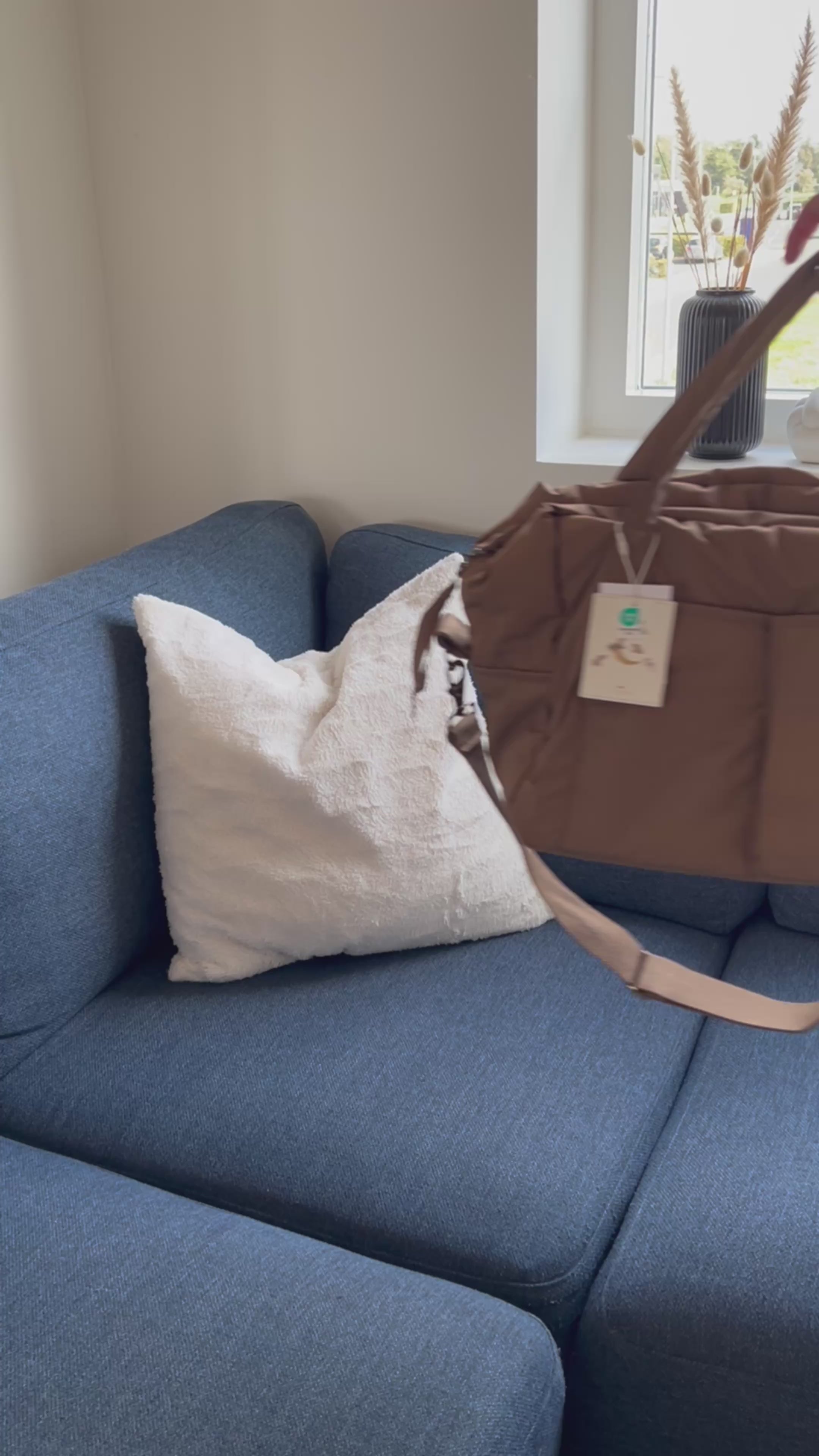 Video laden: Tasche: Alles-was-du brauchst I Walnuss